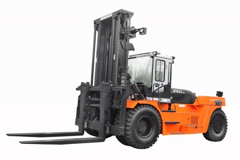 Дизельный погрузчик Doosan DV250S-7 - фото №1